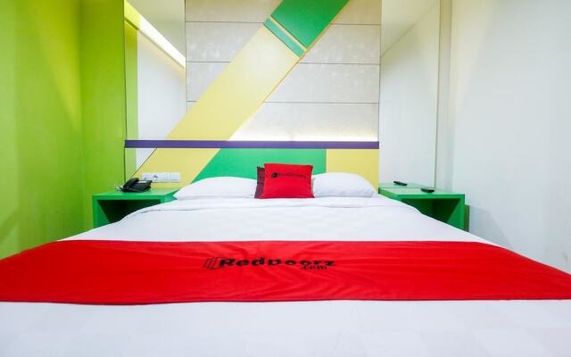 RedDoorz Plus near Universitas Lambung Mangkurat
