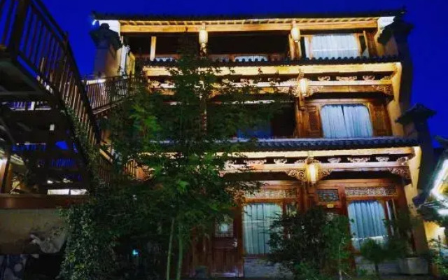 Jianchuan Yiru Geshi Homestay