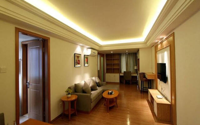 Royal Serviced Apartment