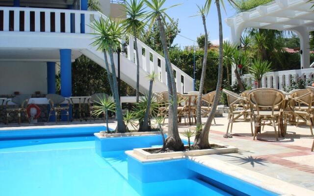 Folia Hotel - Apartments