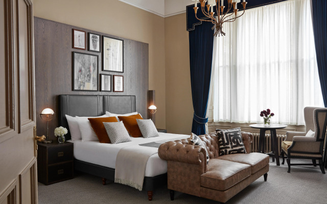 Kimpton Charlotte Square by IHG