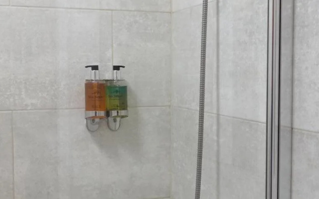 Heathrow Ensuite Rooms