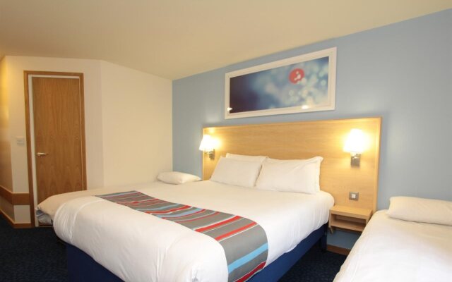 Travelodge Newcastle Whitemare Pool