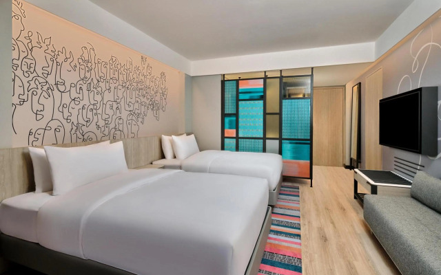 Aloft Bali Kuta at Beachwalk