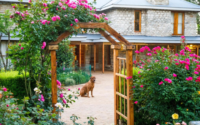 The FarSide Country Manor