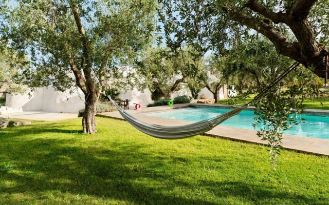 Trullo Cristallo con Piscina by Wonderful Italy