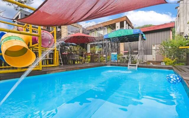 Gapyeong Hillhouse Pension