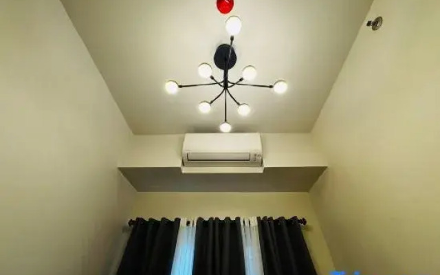 Solana Staycation Suites at Shore 3 Residence