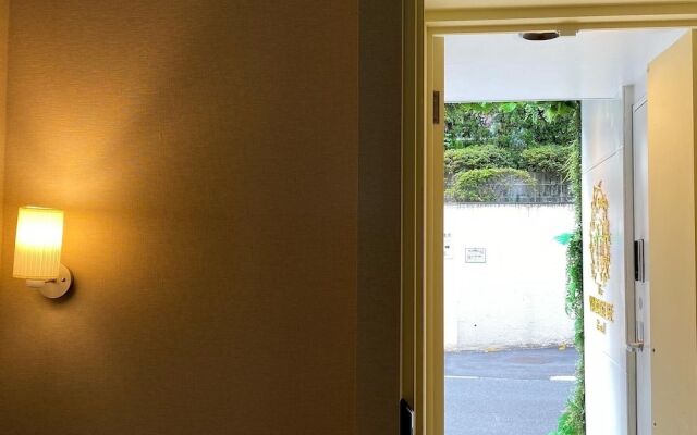 The Wardrobe Hostel Roppongi