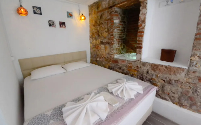 Ayvalik Moda Pansiyon