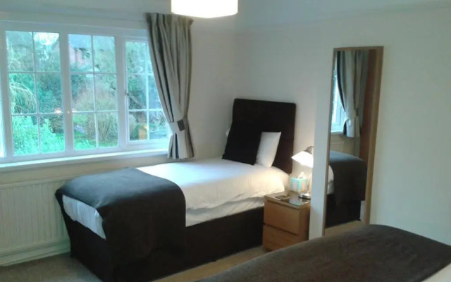 Hampton Lodge