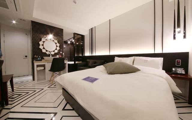 Hotel Yaja Yong In