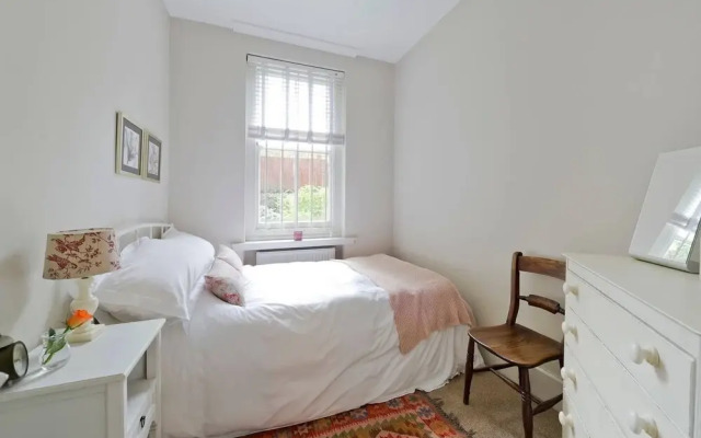 Gorgeous 3-bed Garden Flat Beside Battersea Park