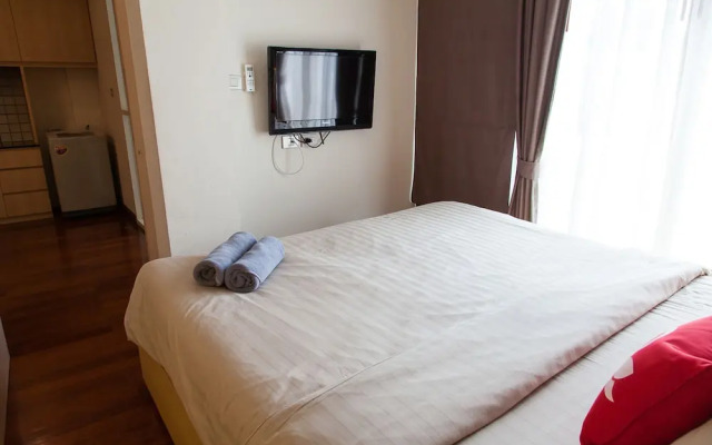 ZEN Rooms Ekkamai 10 Suites