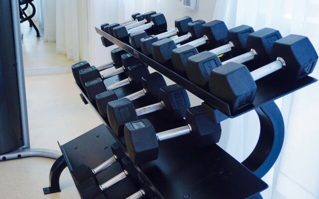 Heaven on Midtown Fully Furnished Apts