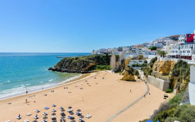 BnB Homes Apartment With Sea View Terrace 2 Pools