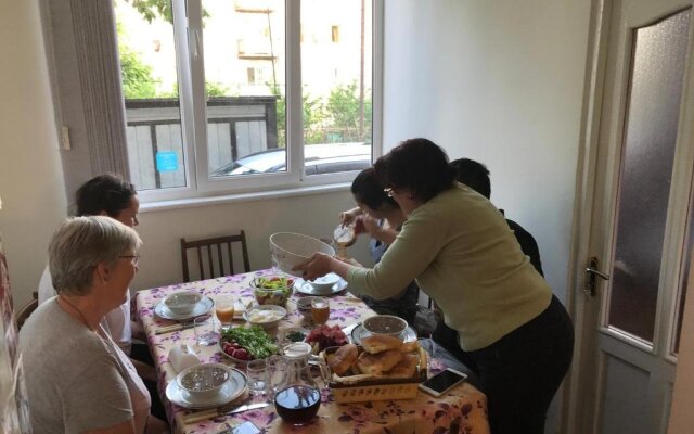 Aregak B&B and Tours