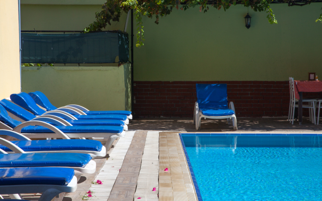 Nergos Side Hotel