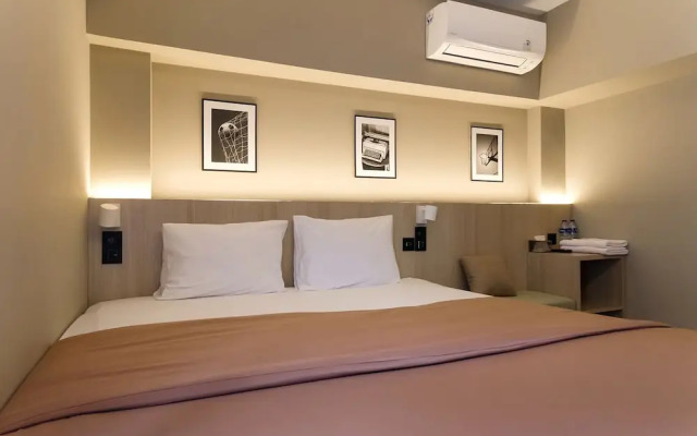 TwoSpaces Living at De Diana's Home