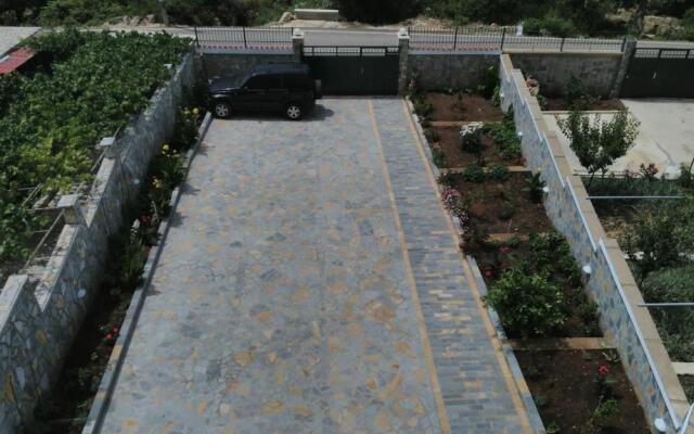 Dhori House