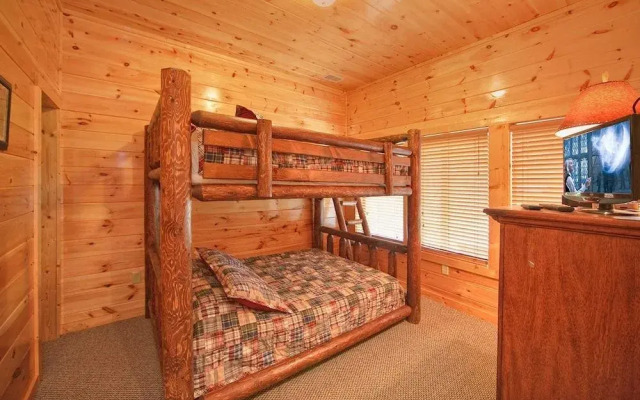 Hilltop Hideaway