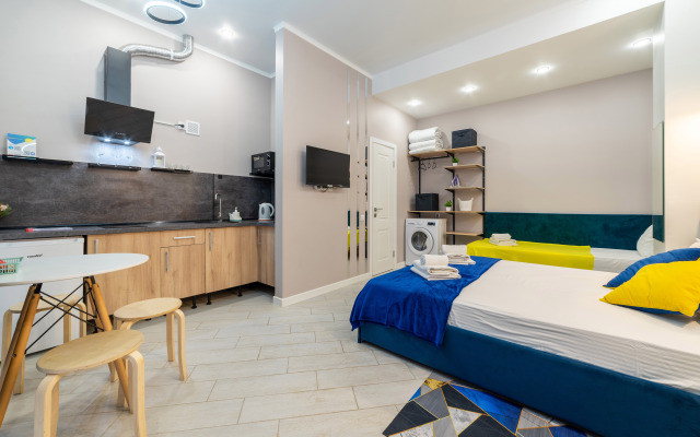 Delyuks na Pribrezhnoy 10 Deluxe Apartment