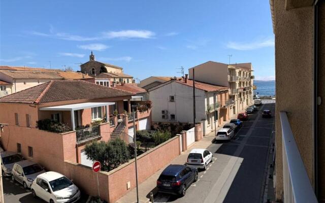 Appartement Mèze, 2 pièces, 4 personnes - FR-1-604-30