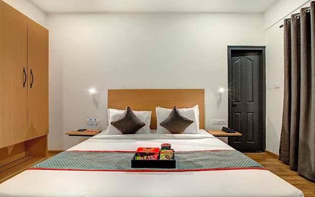 OYO Townhouse 74778 Greater Noida