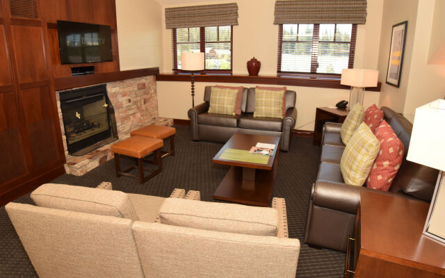 Heavenly Village Condos - Grand Residence