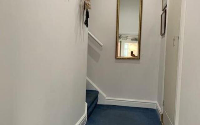 Large 1 bedroom Apartment Chester, Hoole Sleeps 4.