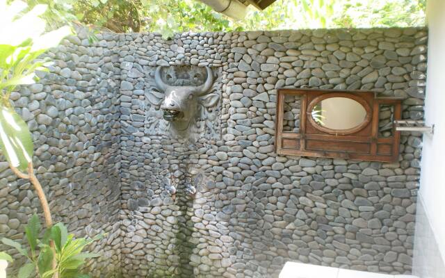 Rare Angon Homestay