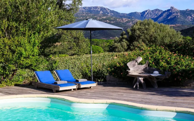 Villa Amelie With 2 Bedrooms and 2 Bathrooms