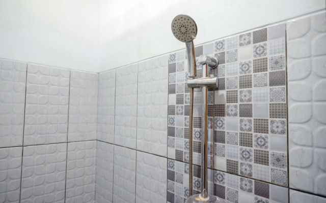 Griya Borobudur Cottage 2 at Desa Wisata Wanurejo – Bathroom – Borobudur
