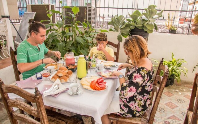 Hostal Casa Vieja
