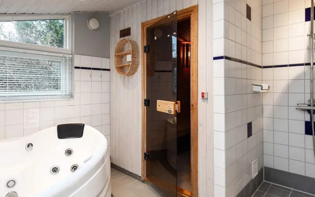 10 Person Holiday Home in Vaeggerlose-by Traum