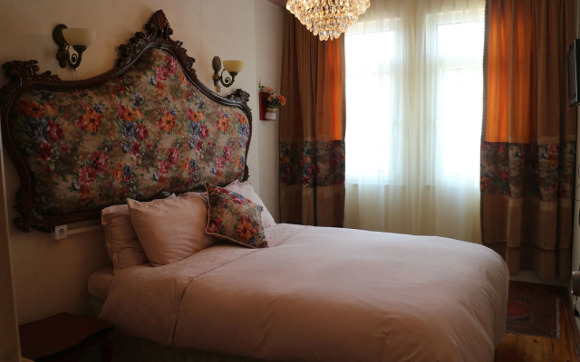 Nensie'S Boutique Hotel