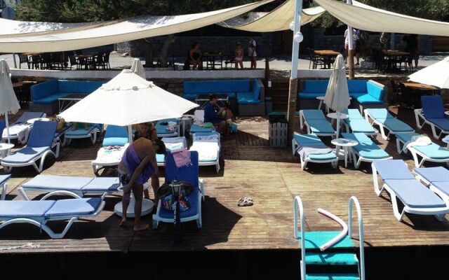 Anar Hotel