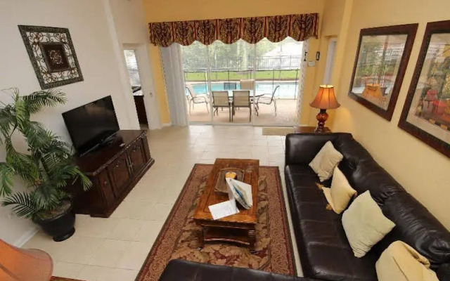 Disney Area Executive Plus Homes
