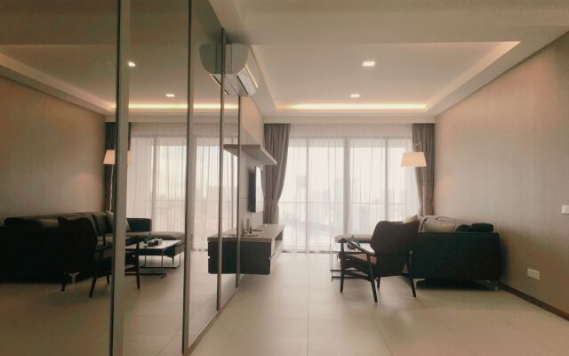 The Landmark Studio Suite
