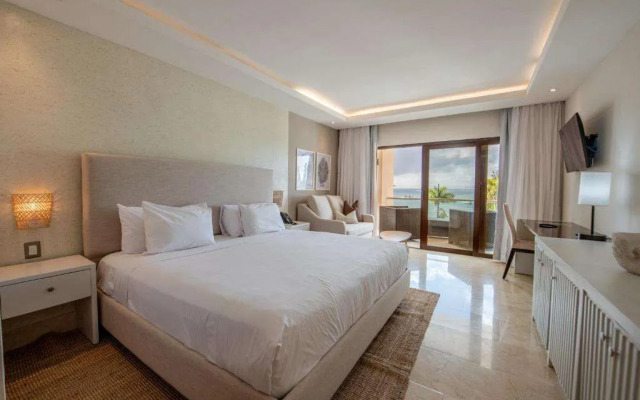 Hacienda Samana Bay Hotel  Residences