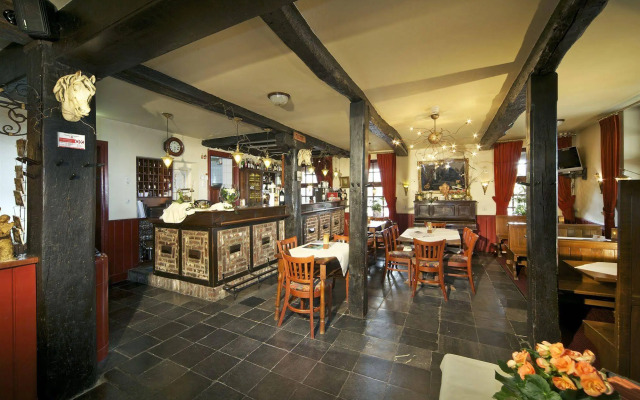 Hotel - Restaurant In den Hoof