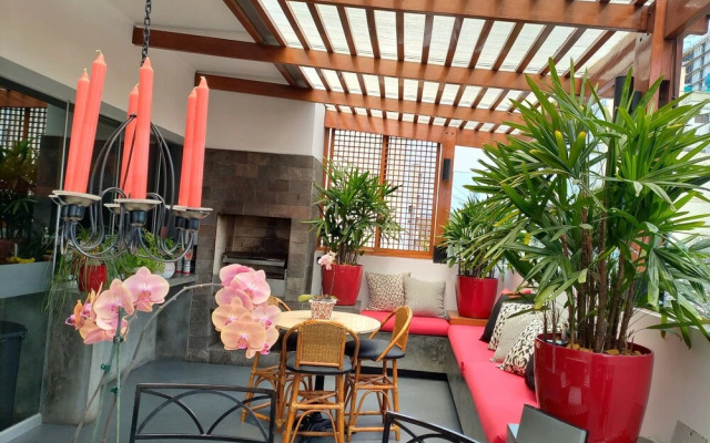 Ana Frank Boutique Hotel