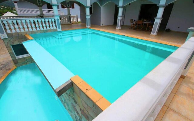 Villa With 4 Bedrooms In Le Vauclin With Private Pool Furnished Terrace And Wifi 3 Km From The Beach