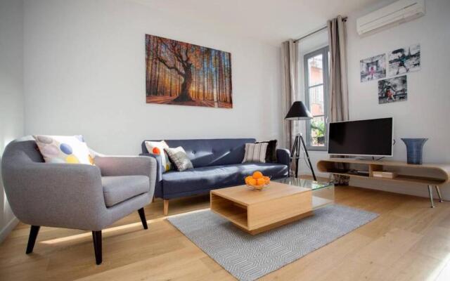 F2 Terrasse, Moderne, Hyper Centre, Clim, Ascenseur