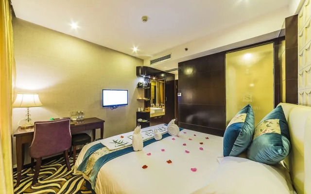 One Street Three Chengdu Hotel