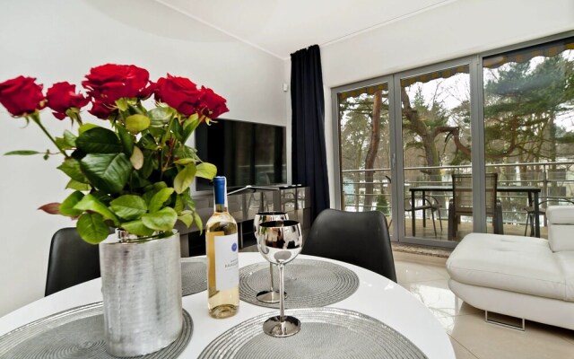 Willa Tamara BlueApart Jurata