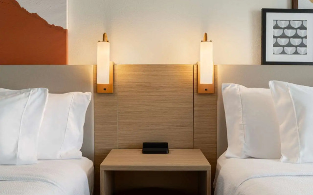 Spark by Hilton Savannah South I-95