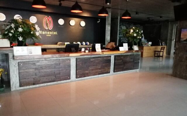 Maneetel Krabi Beachfront
