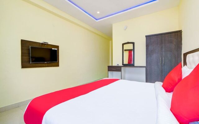 Oyo 40720 Hotel Srs Regency
