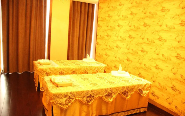 Grand New Century Hotel Fuyang